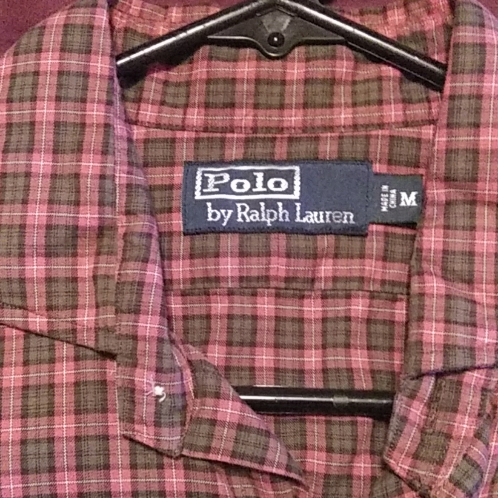 Button down - Picture 2 of 2